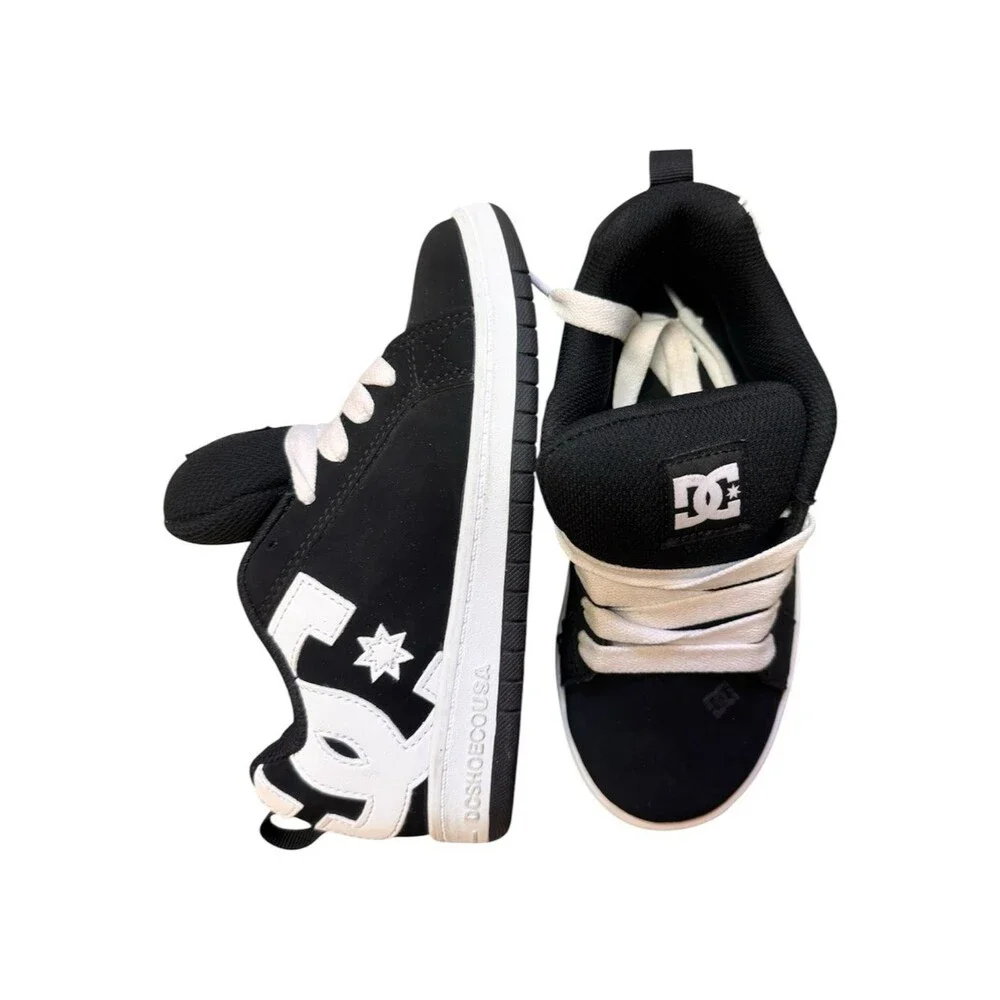 DC Court Graffik Youth Sneakers Black White Skate Shoes Size 3